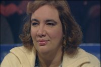 Nella puntata di stasera Michela De Paoli, 43 anni, casalinga di Pavia rispondendo alla quindicesima domanda della sua emozionante scalata, ha vinto il premio più ambito: diventerà la terza milionaria nella storia del telequiz condotto da Gerry Scotti su Canale 5.